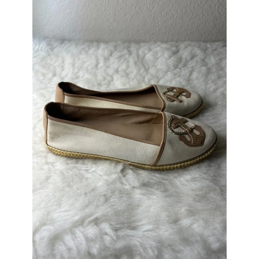 Nurture Beige Chained Anchor Leather Trim Slip On Gold Accents Flats Women 8.5 M